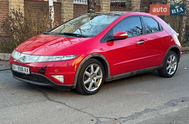 Хэтчбек Honda Civic 2006 в Киеве