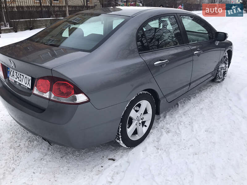 Седан Honda Civic 2009 в Києві