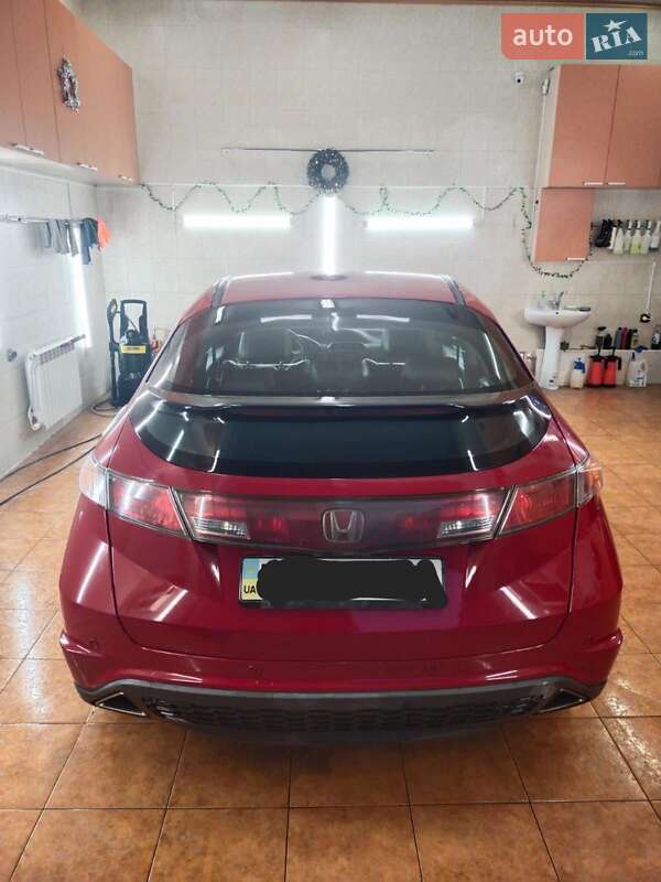 Хэтчбек Honda Civic 2008 в Киеве