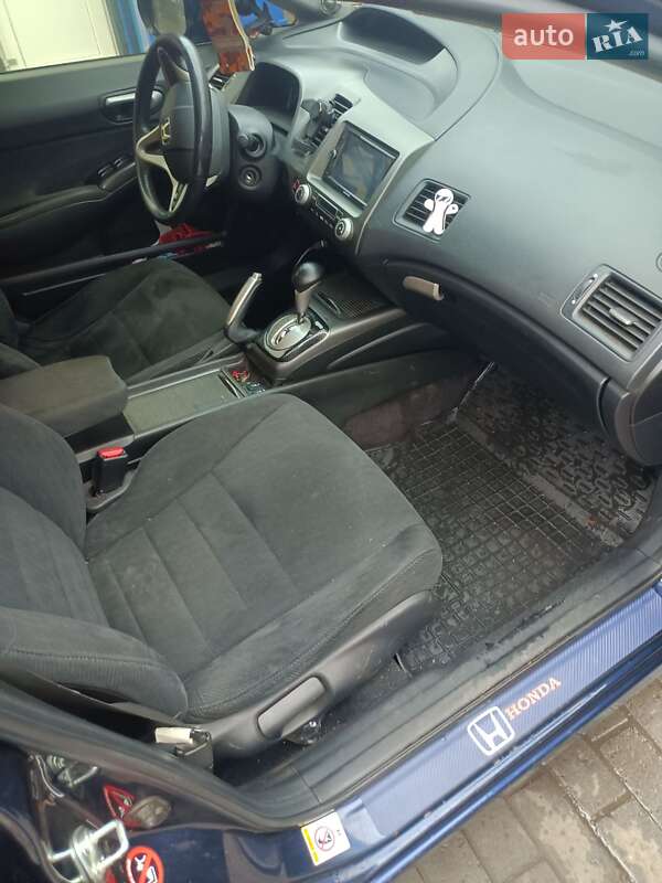 Седан Honda Civic 2009 в Дніпрі