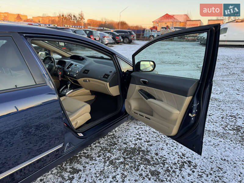 Седан Honda Civic 2008 в Луцьку