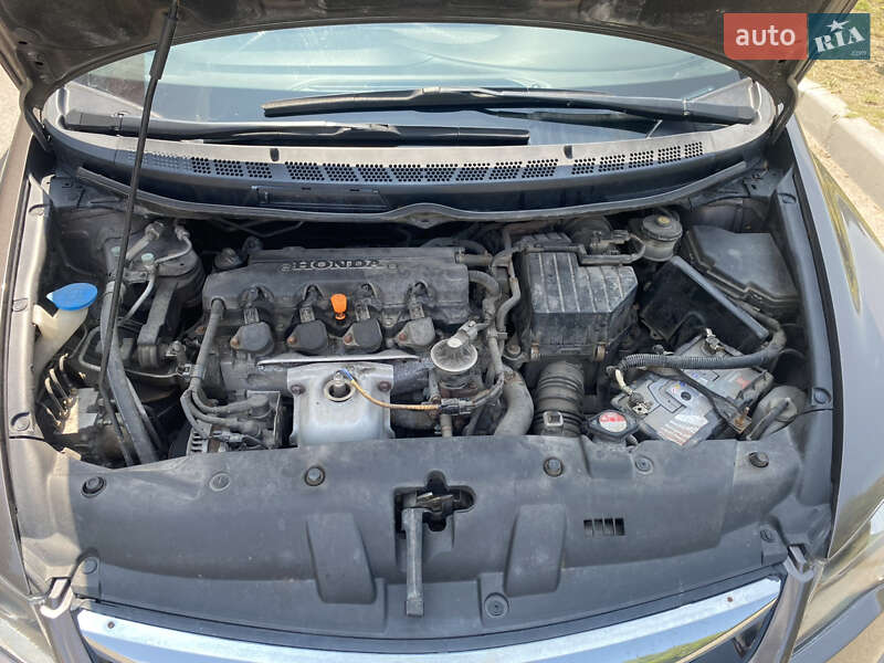 Седан Honda Civic 2009 в Здолбуніві