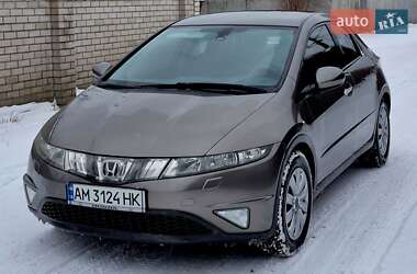 Хэтчбек Honda Civic 2008 в Киеве