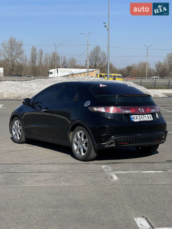 Хетчбек Honda Civic 2006 в Києві