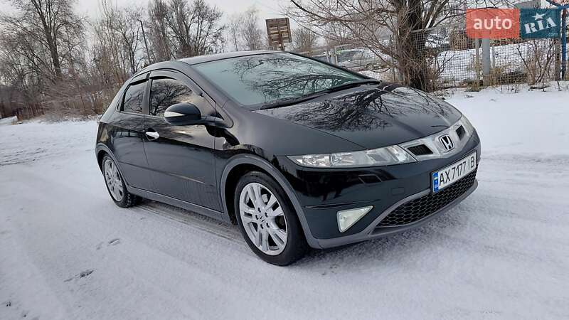 Хетчбек Honda Civic 2010 в Харкові
