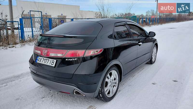 Хетчбек Honda Civic 2010 в Харкові