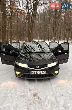 Хэтчбек Honda Civic 2009 в Киеве