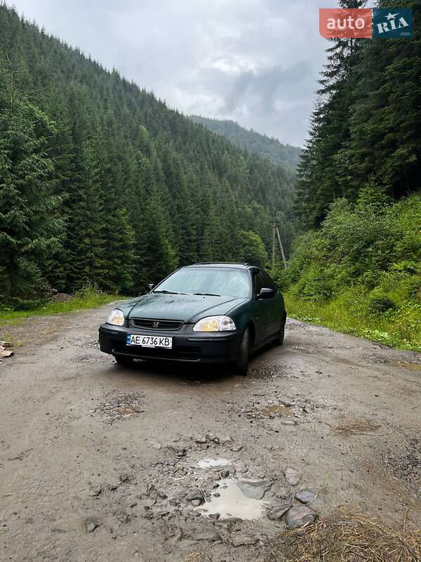 Хэтчбек Honda Civic 1996 в Киеве
