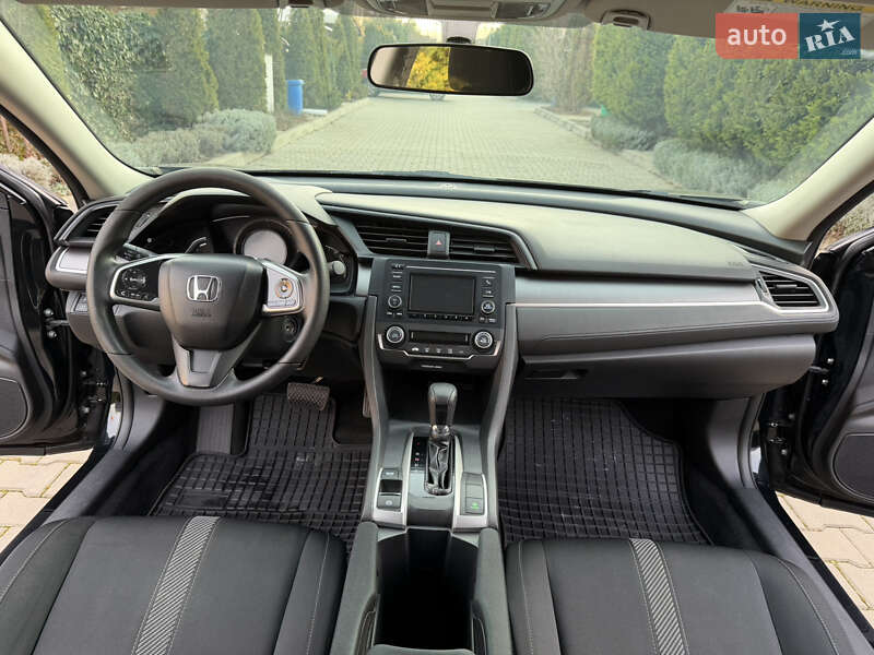 Седан Honda Civic 2018 в Одессе