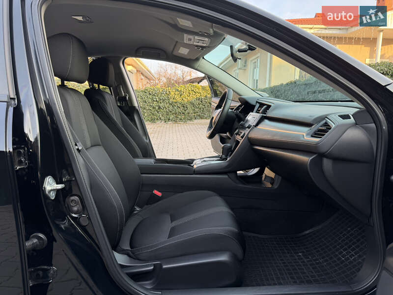 Седан Honda Civic 2018 в Одессе