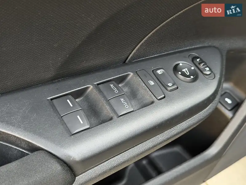 Honda Civic 2018 VIN 19XFC2F55JE036226 фото оголошення 44 з 111