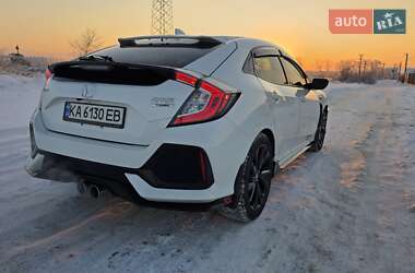 Хэтчбек Honda Civic 2016 в Киеве