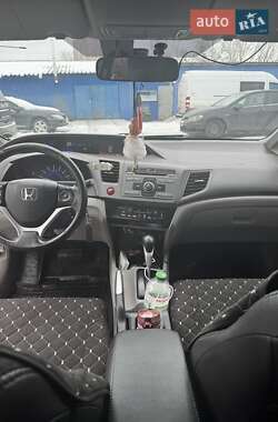 Седан Honda Civic 2012 в Києві
