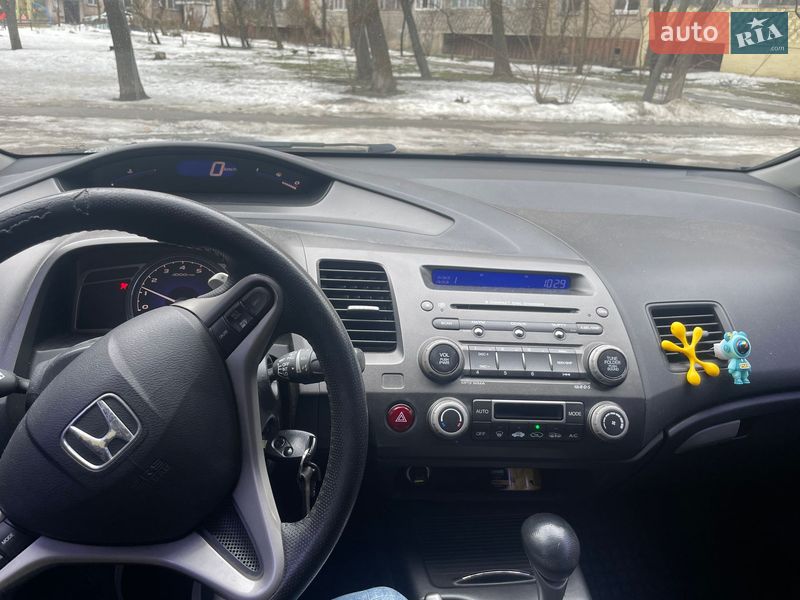 Седан Honda Civic 2007 в Киеве
