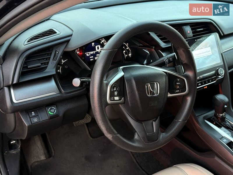 Седан Honda Civic 2016 в Одессе