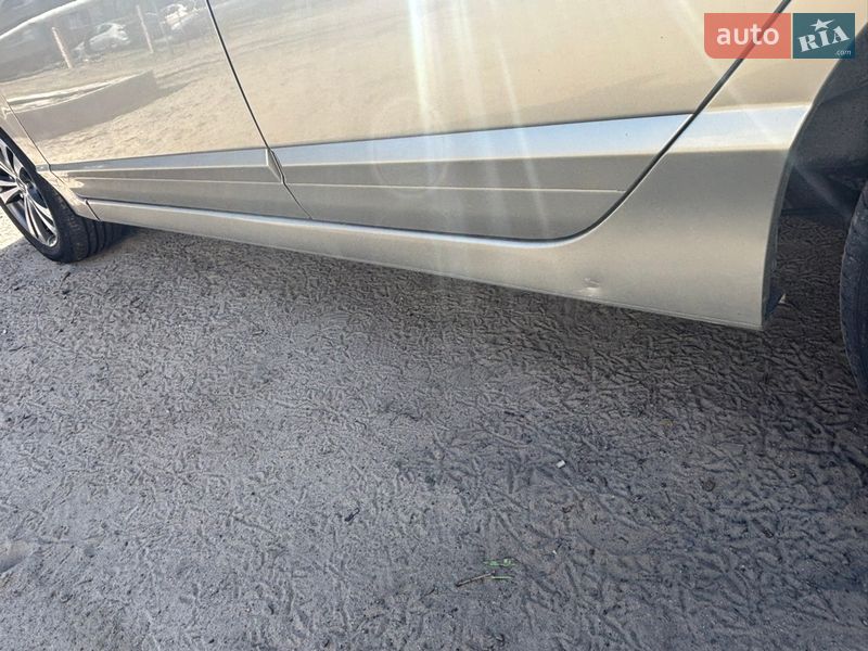 Хэтчбек Honda Civic 2008 в Днепре