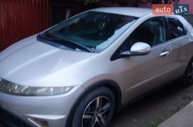 Хетчбек Honda Civic 2006 в Рахові