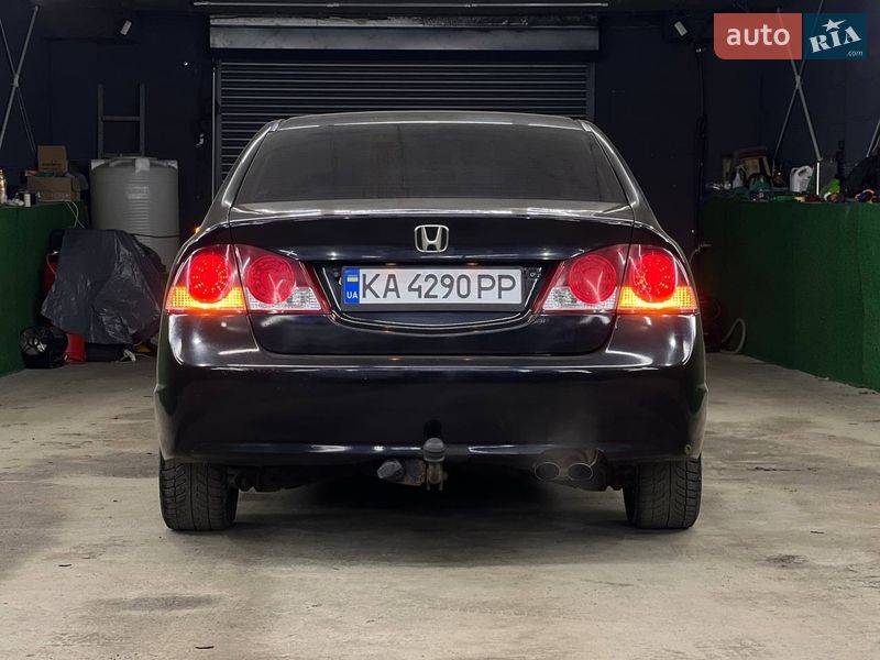 Седан Honda Civic 2008 в Киеве