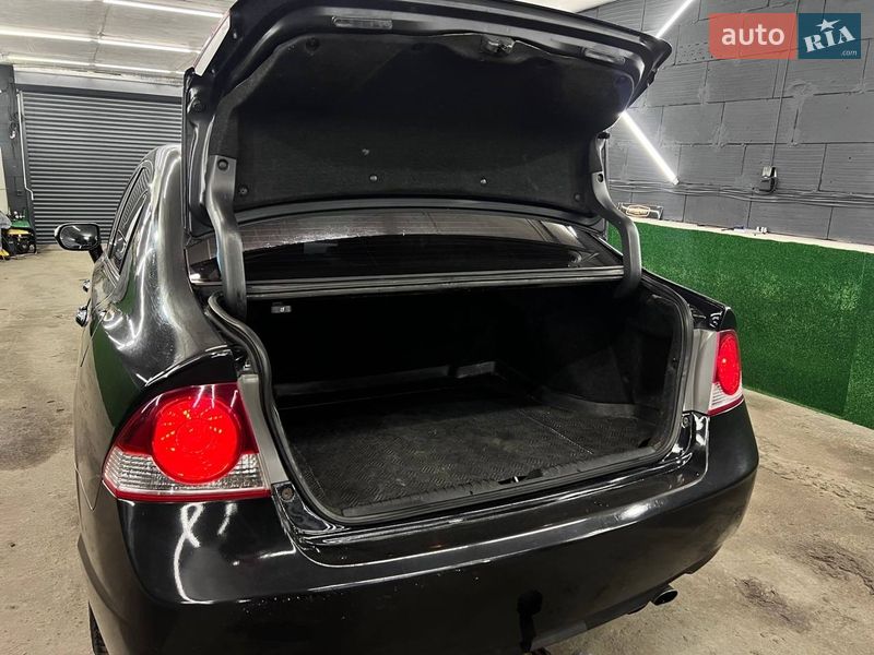 Седан Honda Civic 2008 в Киеве