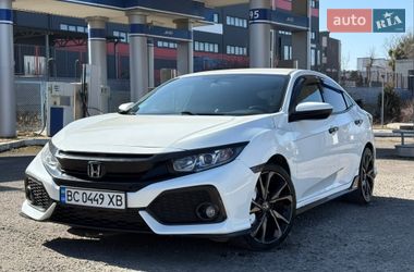 Хетчбек Honda Civic 2017 в Львові