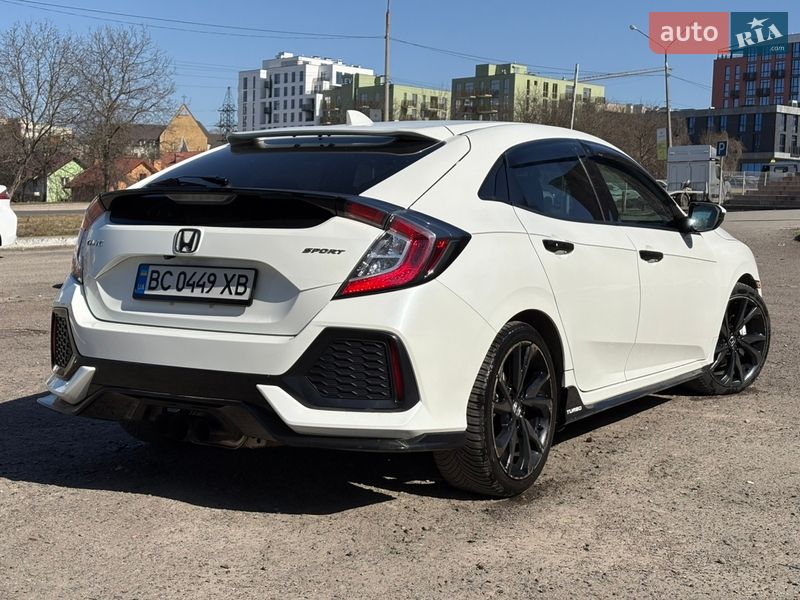 Хэтчбек Honda Civic 2017 в Львове