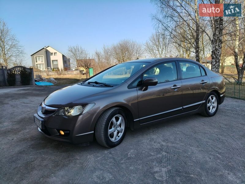 Седан Honda Civic 2009 в Хмельницком