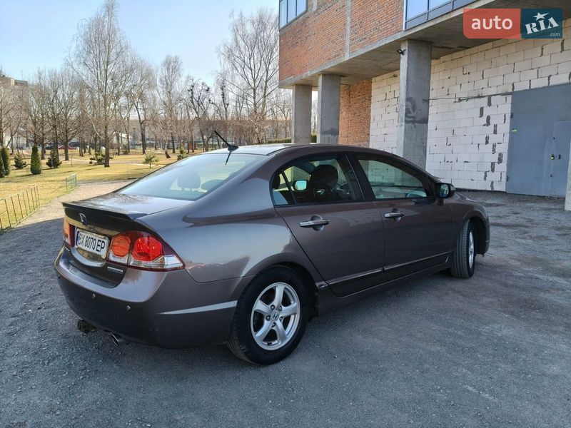 Седан Honda Civic 2009 в Хмельницком