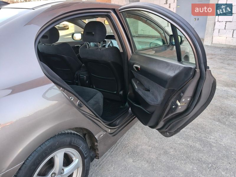 Седан Honda Civic 2009 в Хмельницком