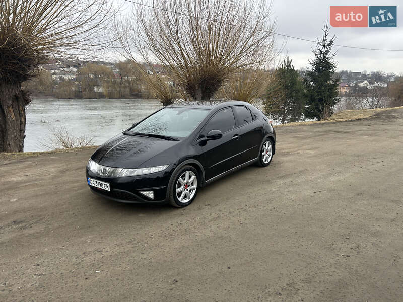 Хэтчбек Honda Civic 2008 в Умани