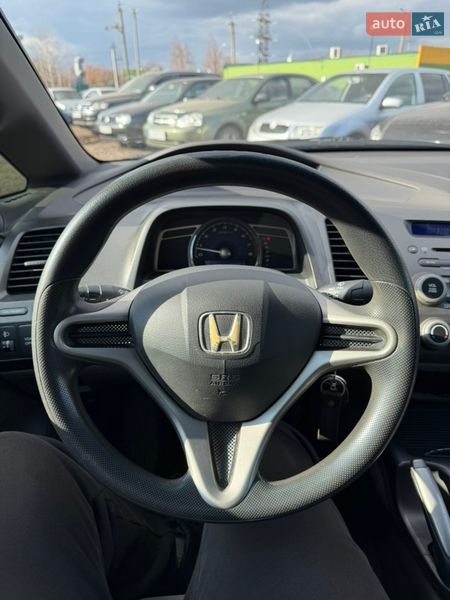 Седан Honda Civic 2008 в Чернигове