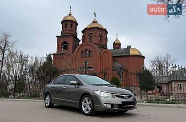 Седан Honda Civic 2008 в Кривом Роге