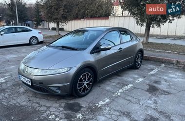 Хэтчбек Honda Civic 2007 в Львове