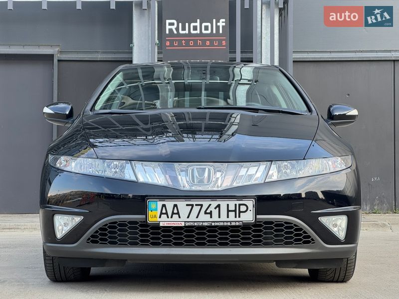 Хэтчбек Honda Civic 2008 в Киеве