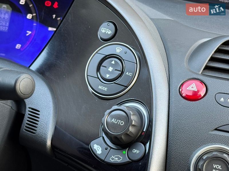 Хэтчбек Honda Civic 2008 в Киеве