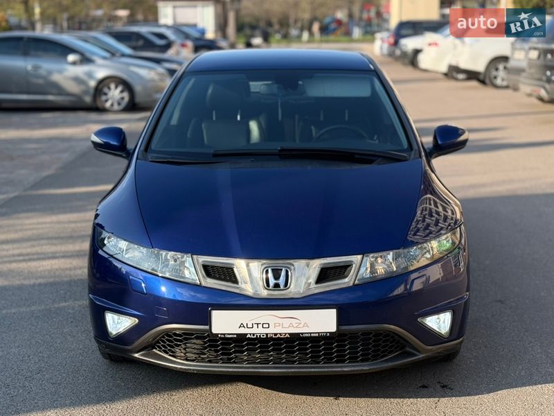 Хэтчбек Honda Civic 2009 в Одессе