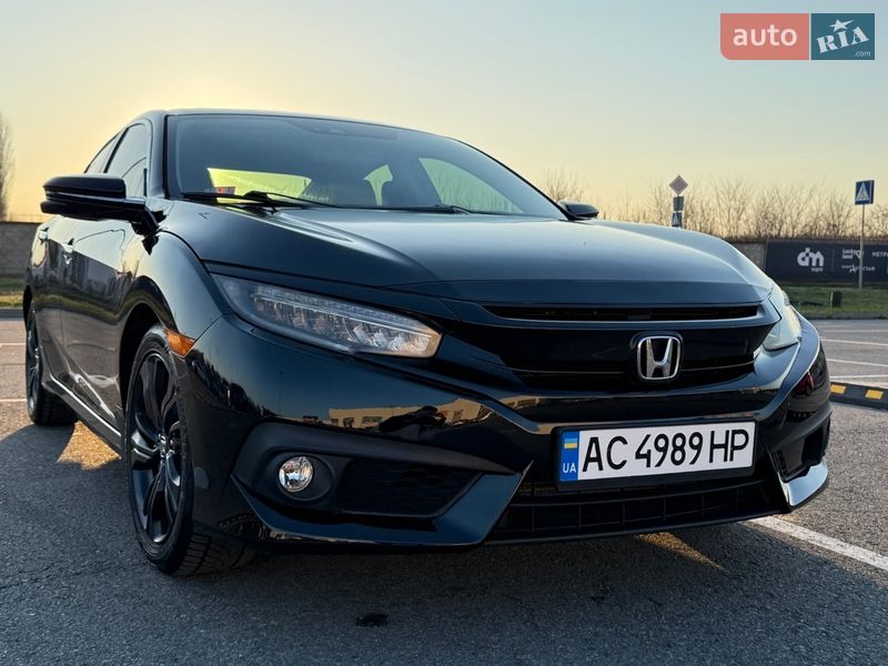 Седан Honda Civic 2016 в Киеве фото 6 Седан Honda Civic 2016 в Киеве