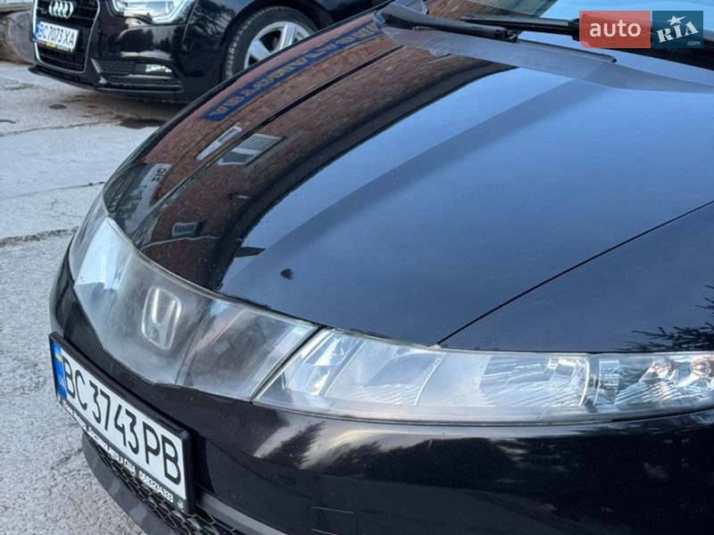 Хэтчбек Honda Civic 2007 в Новом Роздоле