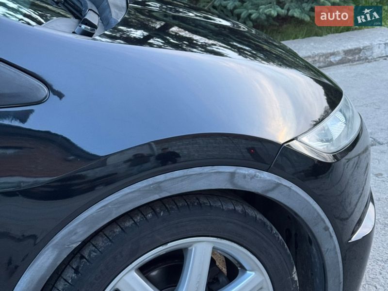 Хэтчбек Honda Civic 2007 в Новом Роздоле