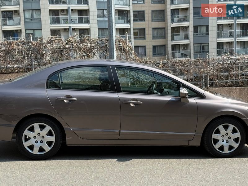 Седан Honda Civic 2011 в Києві