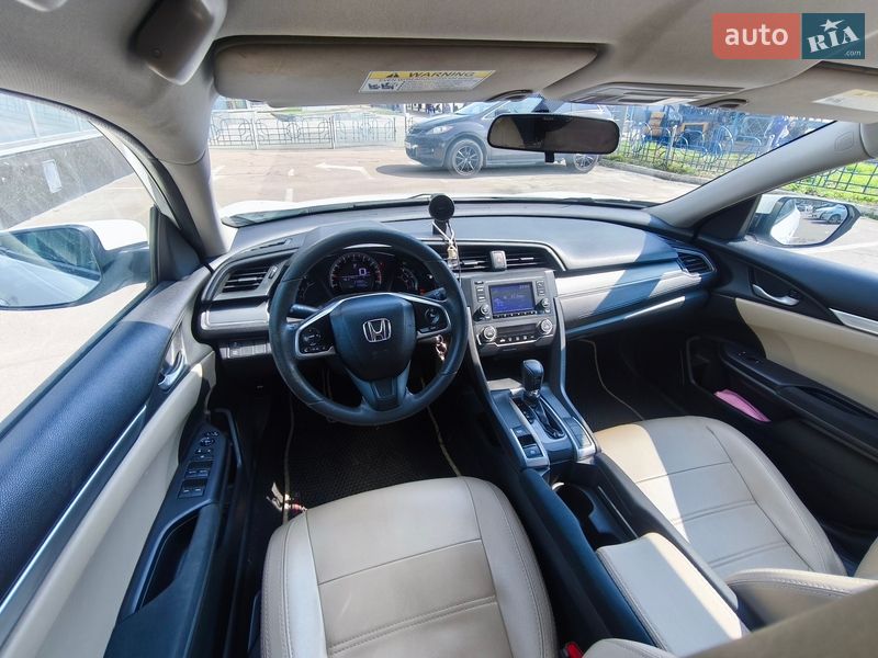 Седан Honda Civic 2016 в Киеве