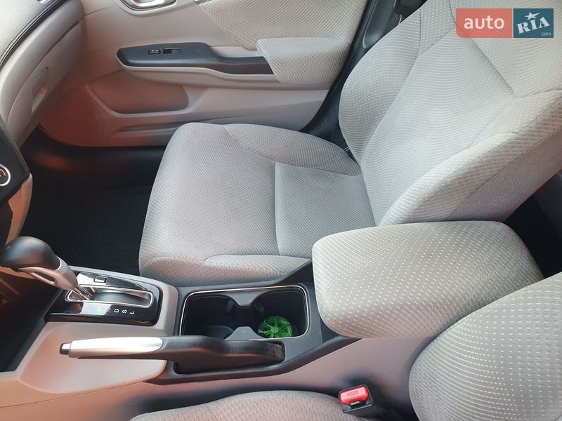Седан Honda Civic 2013 в Киеве фото 20 Седан Honda Civic 2013 в Киеве