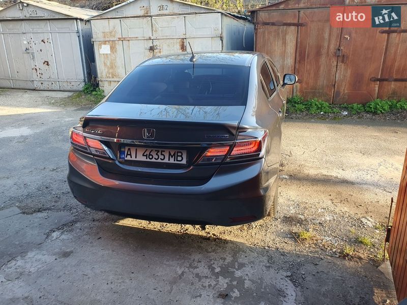 Седан Honda Civic 2013 в Киеве фото 33 Седан Honda Civic 2013 в Киеве