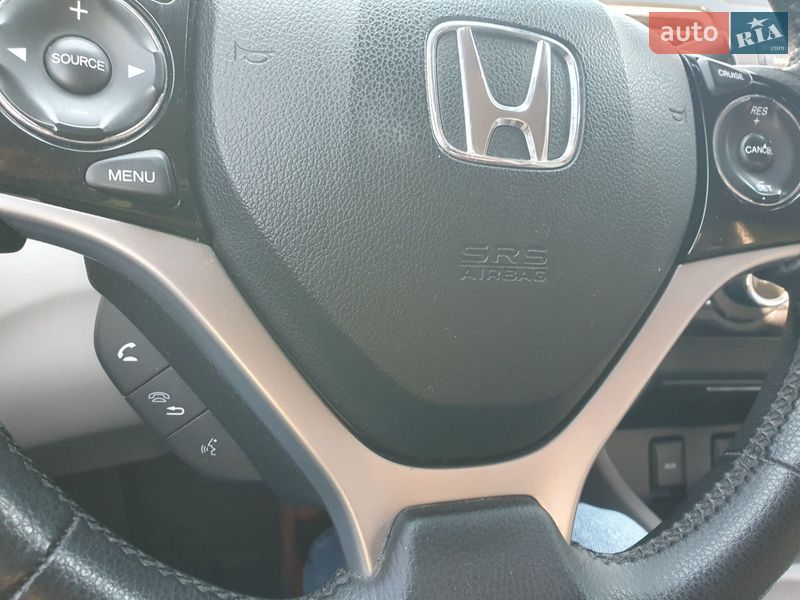 Седан Honda Civic 2013 в Киеве фото 10 Седан Honda Civic 2013 в Киеве