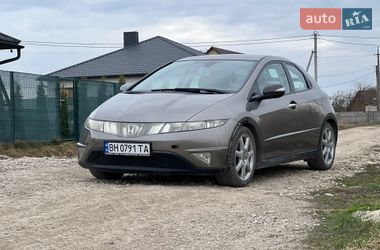 Хэтчбек Honda Civic 2006 в Тернополе