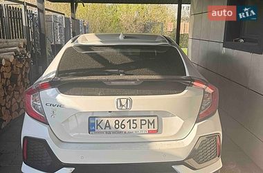 Хэтчбек Honda Civic 2018 в Киеве