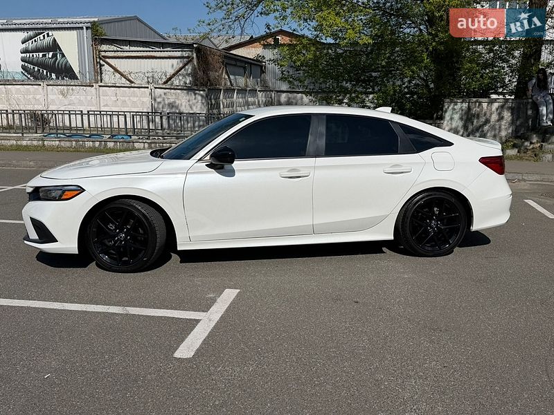 Седан Honda Civic 2022 в Киеве