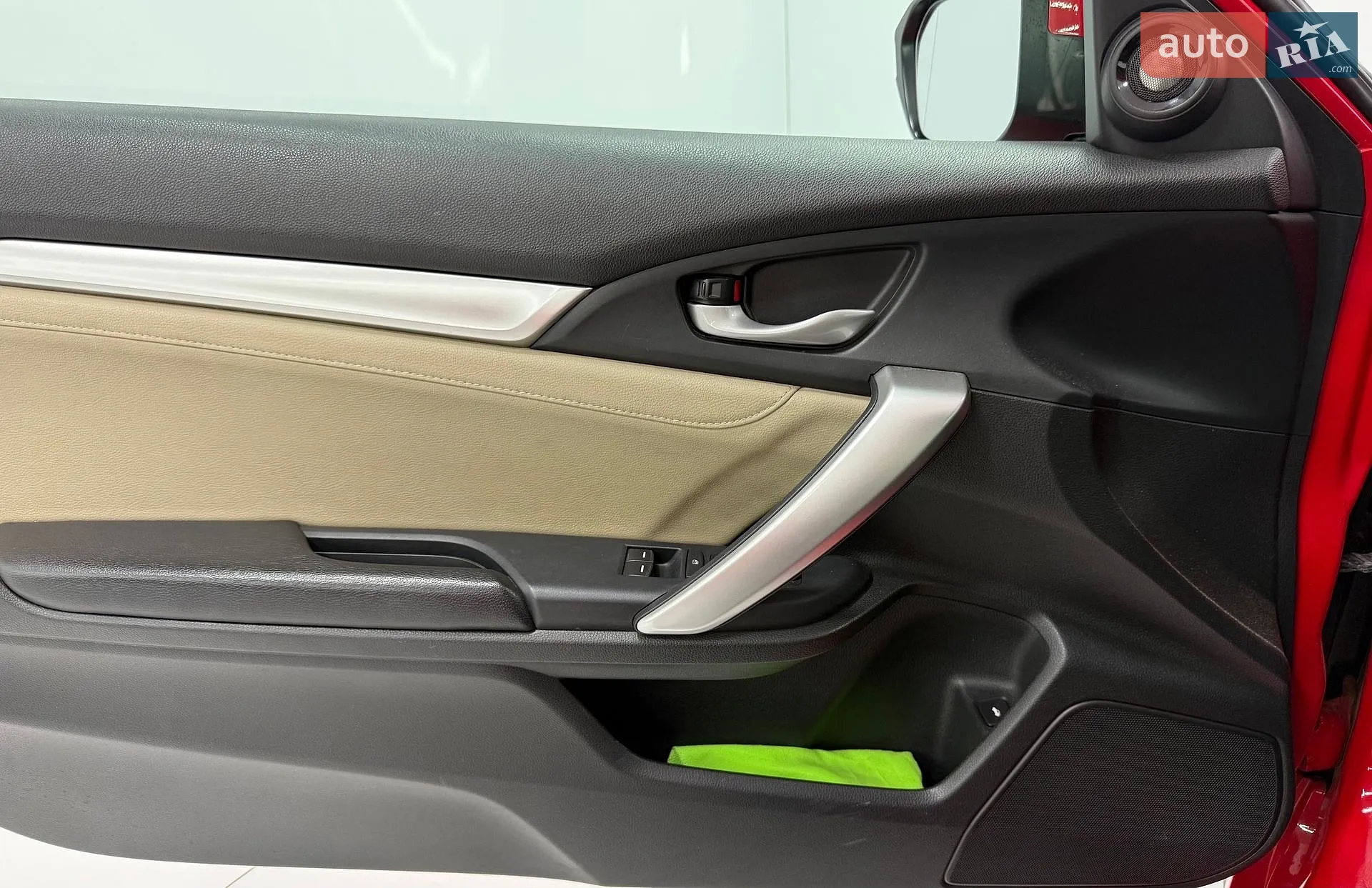 2016 Honda Civic - мініатюра 29