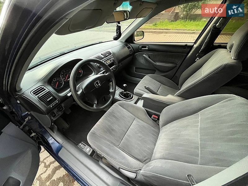 Седан Honda Civic 2004 в Надворной фото 16 Седан Honda Civic 2004 в Надворной