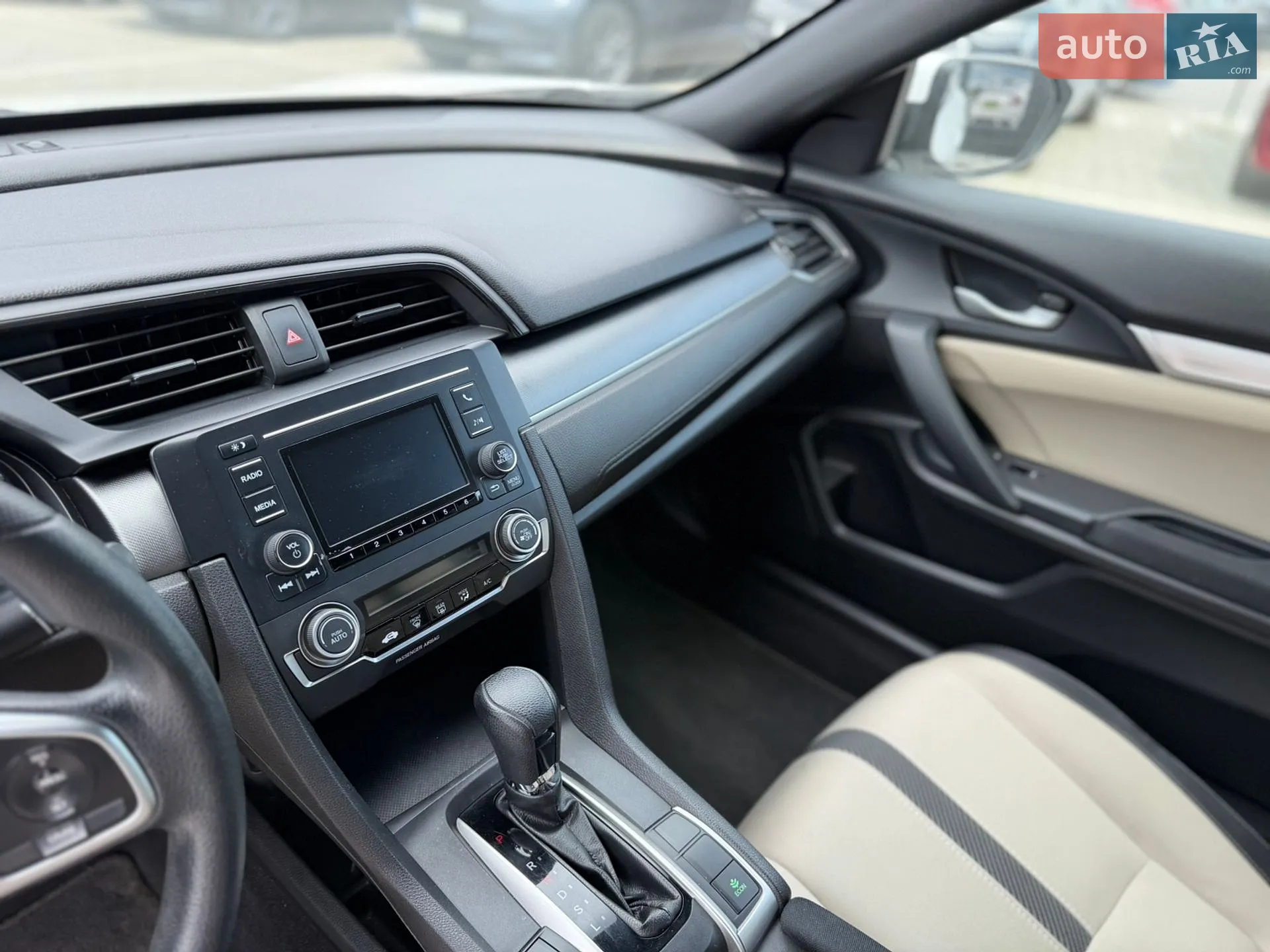 2017 Honda Civic - мініатюра 16