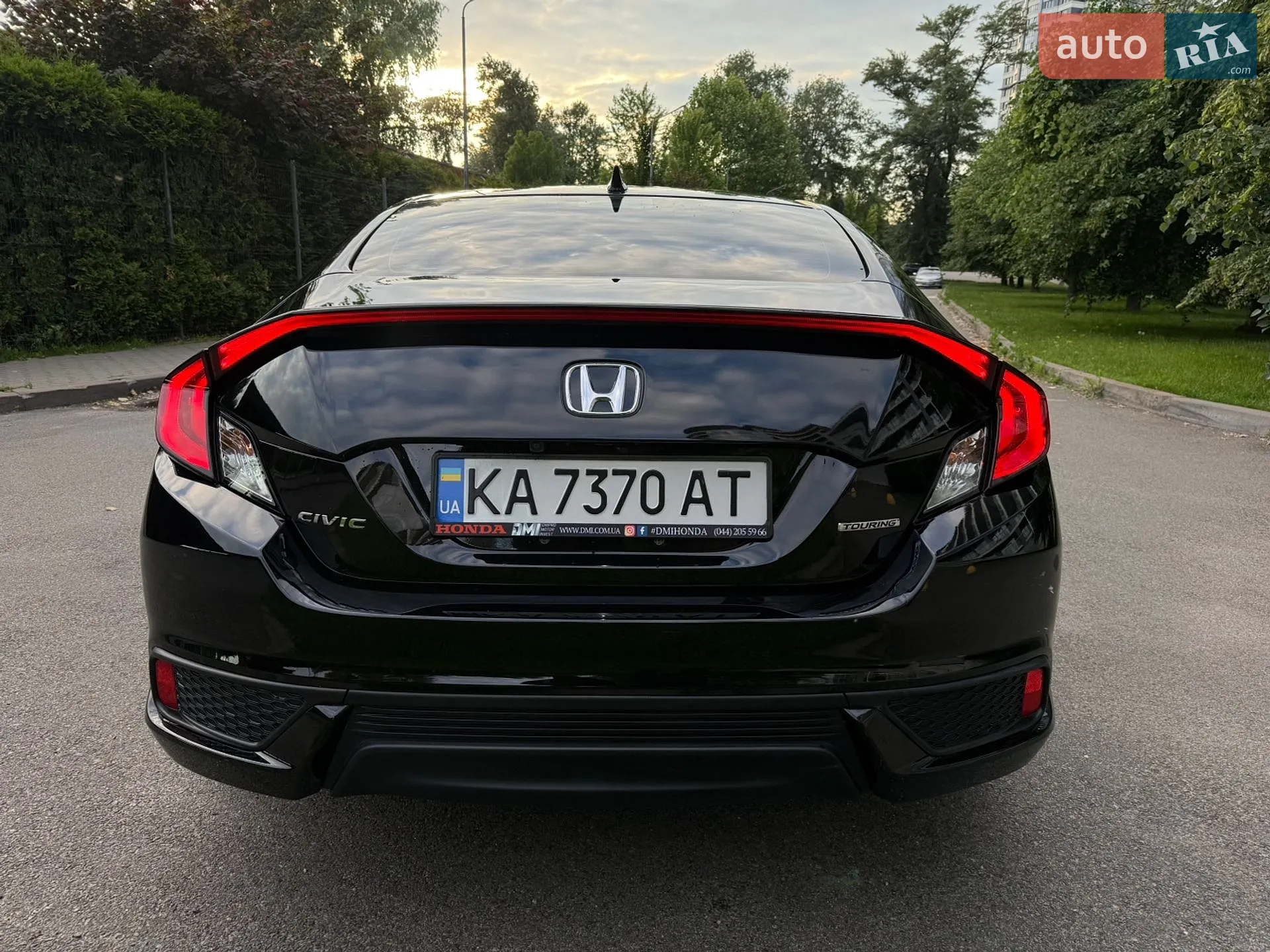 HONDA CIVIC 2016 VIN 2HGFC3B97GH356984 фото оголошення 10 з 37